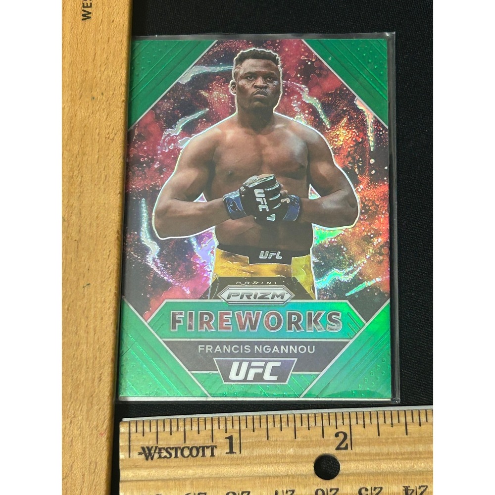 2021‎ Panini Prizm UFC Francis Ngannou FIREWORKS Green Insert Card